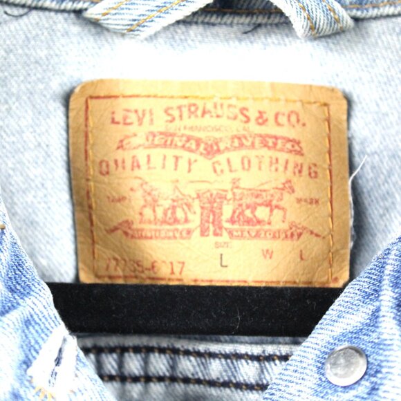 LEVI'S JEAN TRUCKER JACKET WOMEN'S SIZE LARGE LIGHT BLUE STONE WASHED DENIM 7773 - Picture 3 of 5